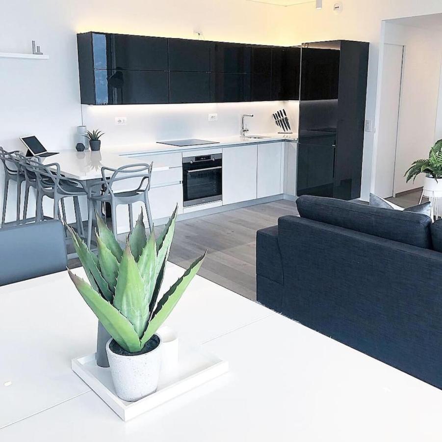 דירות Carate Urio Ulivi Luxury Loft & Pool - The House Of Travelers מראה חיצוני תמונה